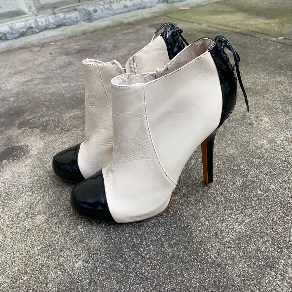 Bebe heels